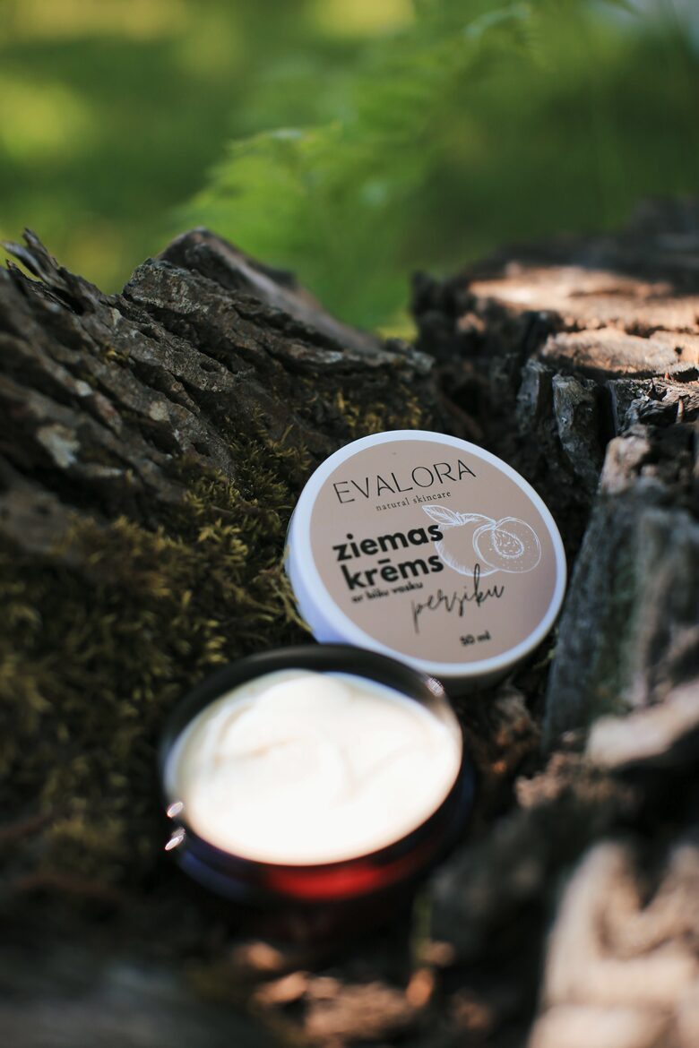 Barojošs “ziemas” ķermeņa krēms, 50ml