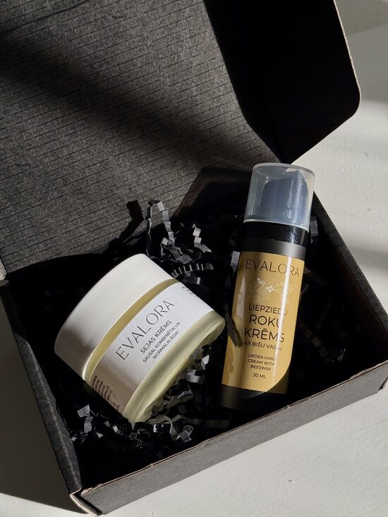 Dāvana - sejas krēms un roku krēms 30ml