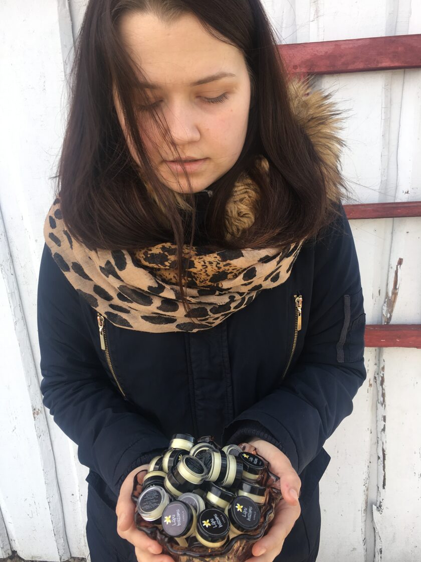 Evalora kosmētikas sākums